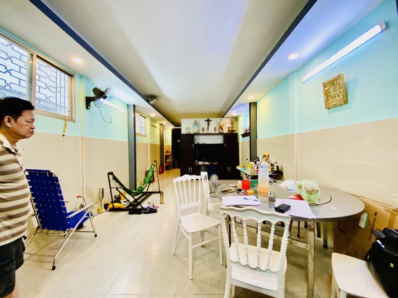 Bán Nhà Mặt Tiền Đường Tứ Hải Phường 6 Tân Bình