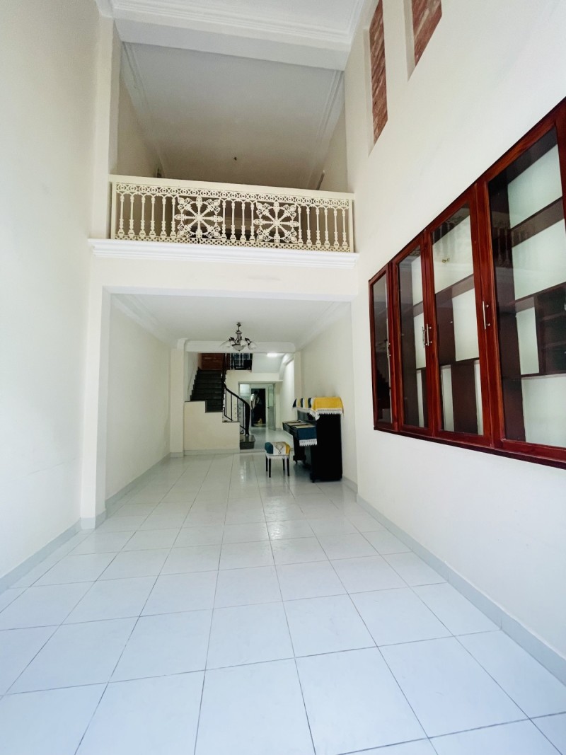Bán Nhà Hẻm 18 Nguyễn Hiến Lê Phường 13 Tân Bình