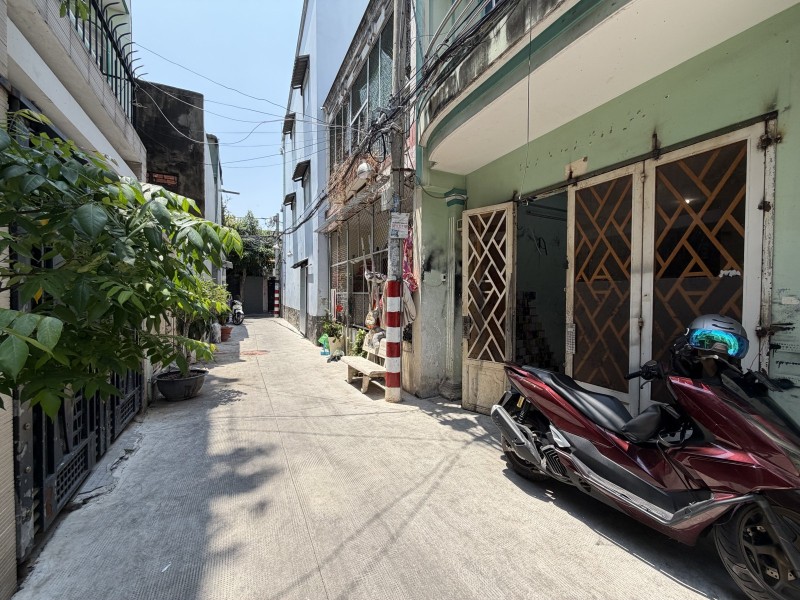 Bán Nhà Hẻm 1052 Cách Mạng Tháng Tám Phường Tân Sơn Nhất