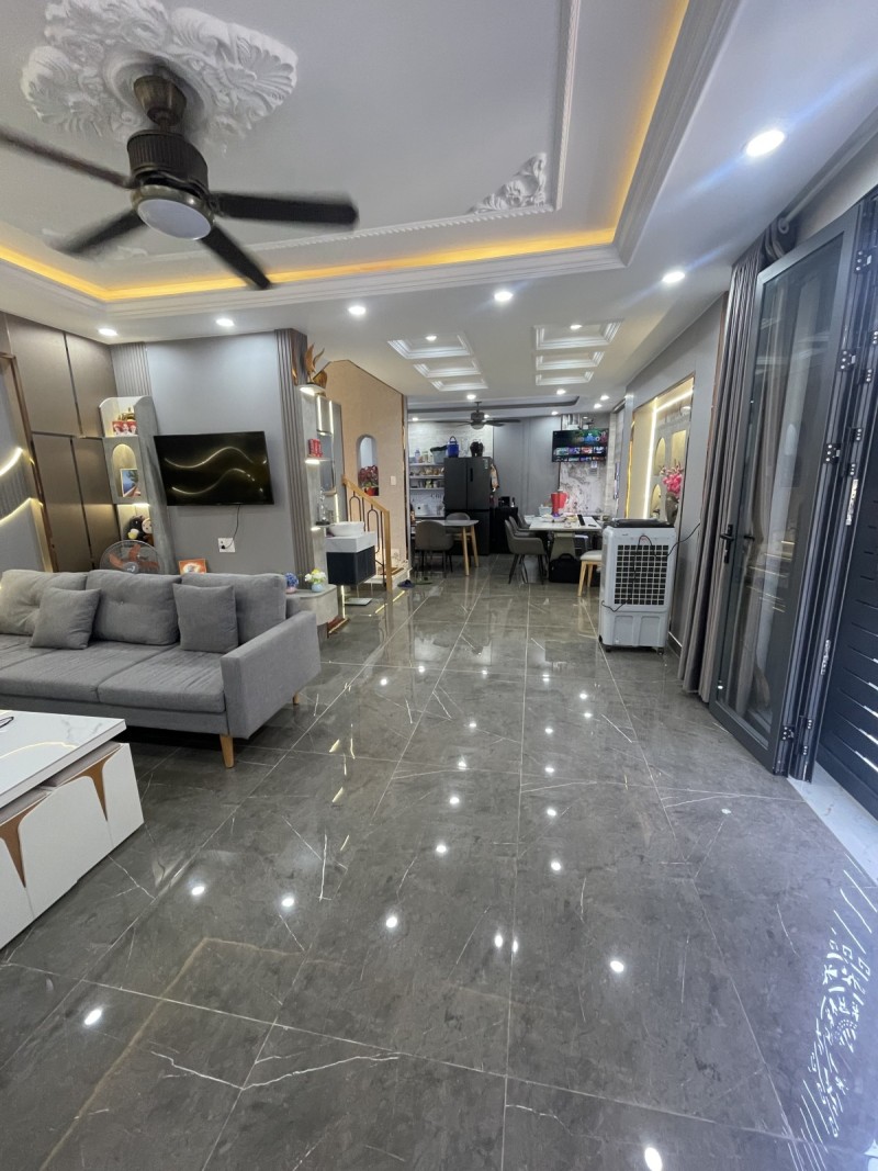 Bán Nhà Hẻm 533 Phạm Văn Bạch Phường Tân Sơn